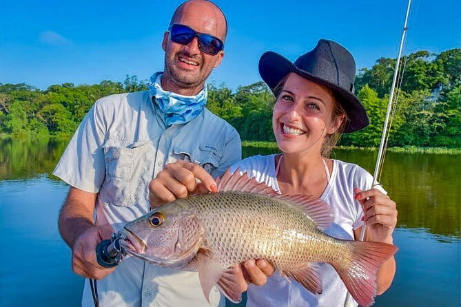 Half Day Tour to Muthurajawela, Lagoon, Dutch Canal and Mangroves - What the private format changes