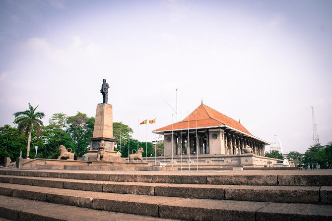 Highlights Colombo Day Tour With Afternoon HIGH TEA In Galle Face Hotel - Why this afternoon route works in Colombo