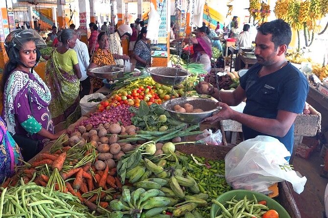 Market Tour and Cooking Class from Colombo - Lunch or dinner after the work