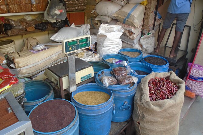 Negombo Express Food Tour with 7+ Tastings - How much food do you actually get?