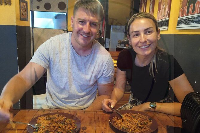 Negombo Express Food Tour with 7+ Tastings - The first taste: king coconut in Negombo