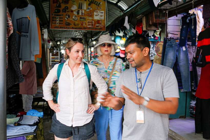 Negombo: private half day city tour with hotel transfers - Starting with temples and local context