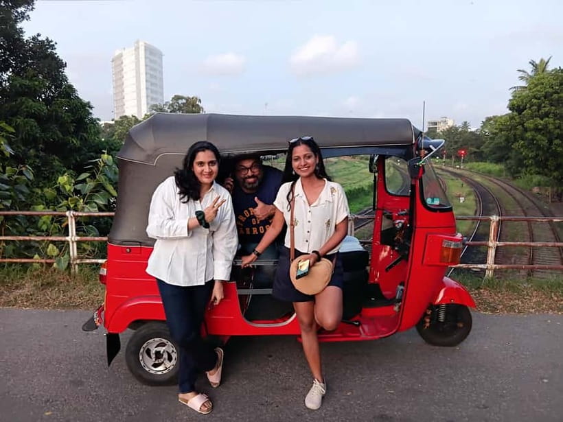 Personal Guided Colombo City Tour by Tuk Tuk - All Inclusive - Floating Market and the city’s changing edges
