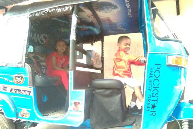 Private City tour in Colombo By tuk tuks or Cars - Key points to know before booking
