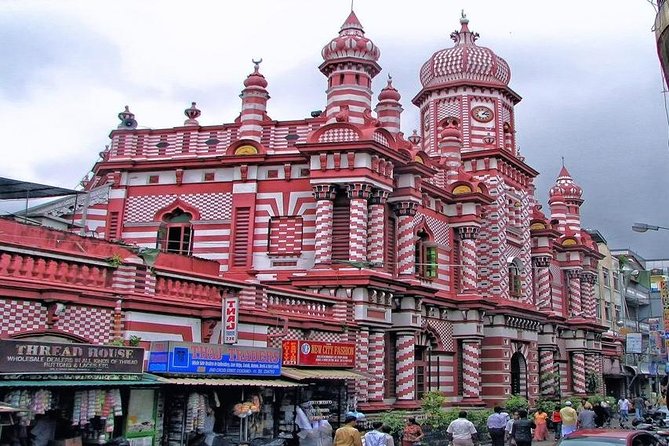 Private City tour in Colombo By tuk tuks or Cars - Transport, timing, and group size