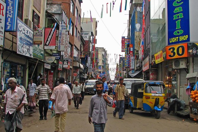 Private Colombo City Tour by Sri Lanka Private Drivers - Galle Face Green by the Indian Ocean