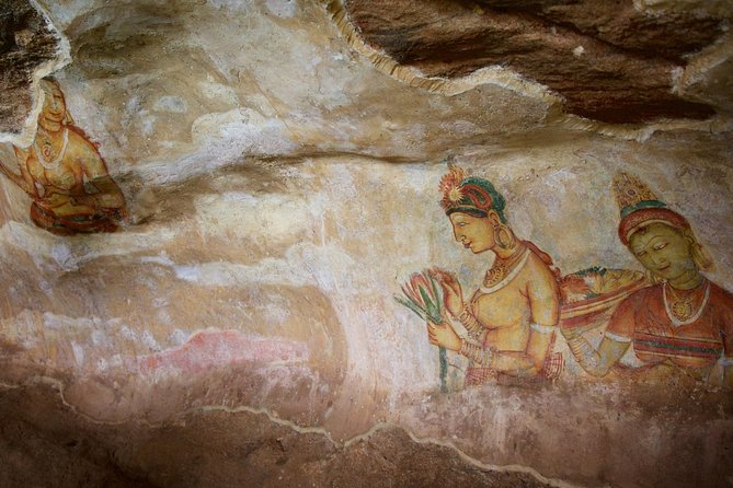 Private Day Tour from Colombo to Sigiriya, Dambulla & Pidurangala - Sigiriya Rock Fortress: the main event