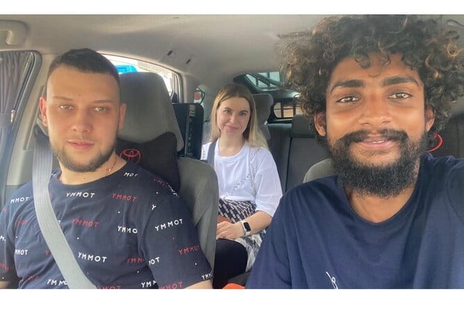 Private transfer from Colombo Airport to Bentota Hikkaduwa Galle - A calm start at Colombo Airport