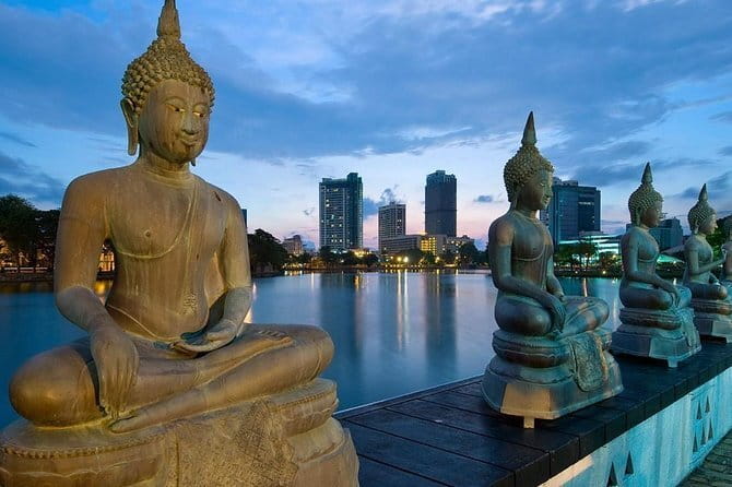 Shore Excursion Colombo Port To Colombo City Tour for 1 to 2 People - Starting at Colombo port with a private car