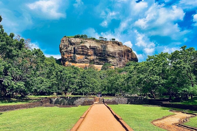 Sigiriya and Dambulla Cave Temple Private Day Trip From Bentota - Practical details that can save trouble
