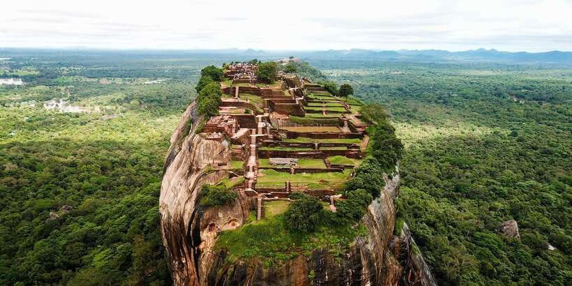 Sigiriya and Dambulla Private Full-Day Tour - Climbing Sigiriya, the Lion Rock