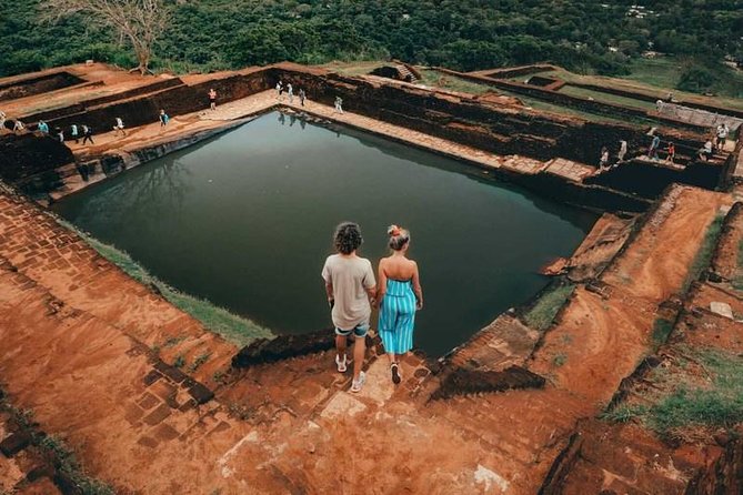 Sigiriya Rock and Dambulla Cave All Inclusive Private Day Trip - Lunch is welcome, but confirm the plan