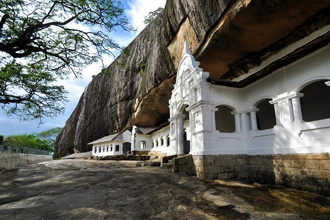 Sigiriya Rock and Dambulla Cave Temple Day Tour - Sigiriya Rock Fortress: the day’s main event