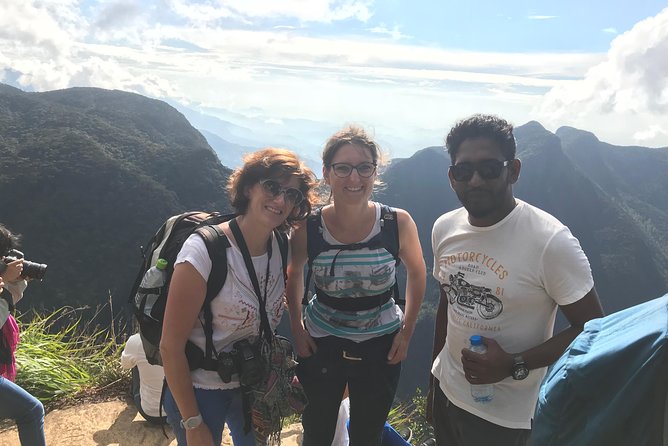 Sigiriya Rock and Dambulla Cave Temples from Negombo (All inclusive day tour) - Pidurangala adds a harder climb and another view
