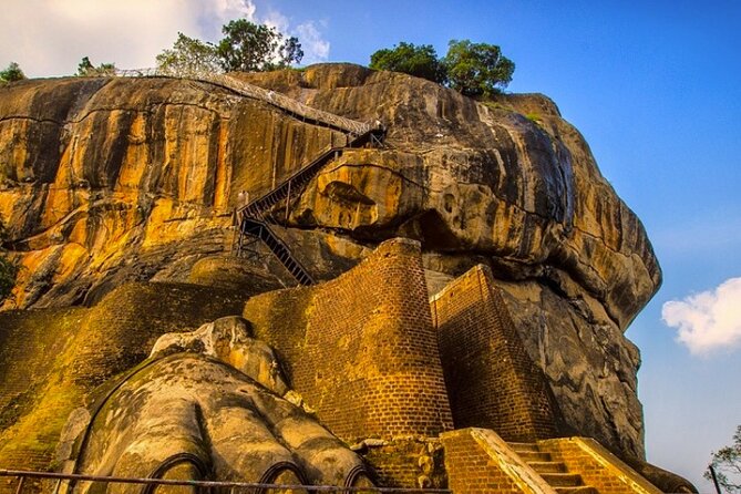 Sigiriya Rock & Cave Temple with Jeep Safari Private Day Trip - Climbing Sigiriya Lion Rock
