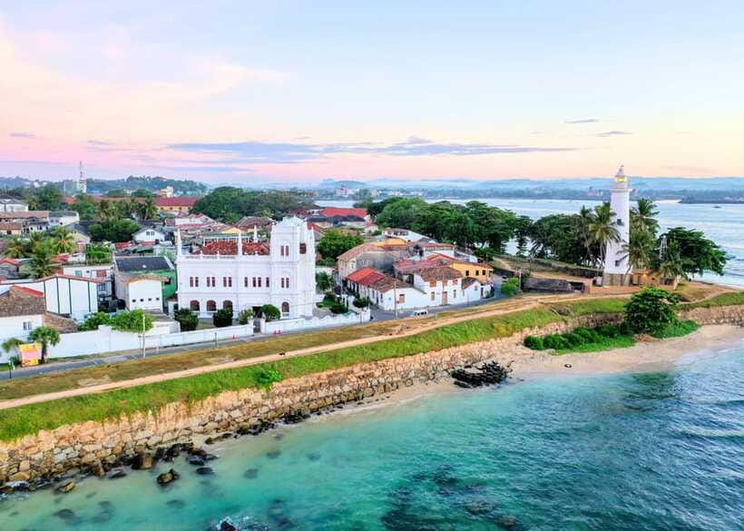 Sri Lanka 5-Day Private Country Side Tour Car, Hotels, Food - Day five: Galle Fort, Hikkaduwa, Bentota, and Colombo