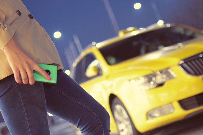 Sri Lanka Airport Taxi Service - Price, inclusions, and the extra highway cost