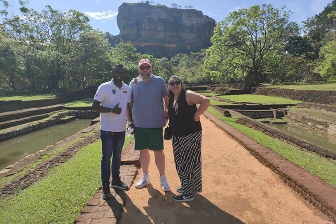 Sri Lanka Driver's and Guide with Luxury Cars - Sigiriya Lion Rock: Allow Time for the Main Event