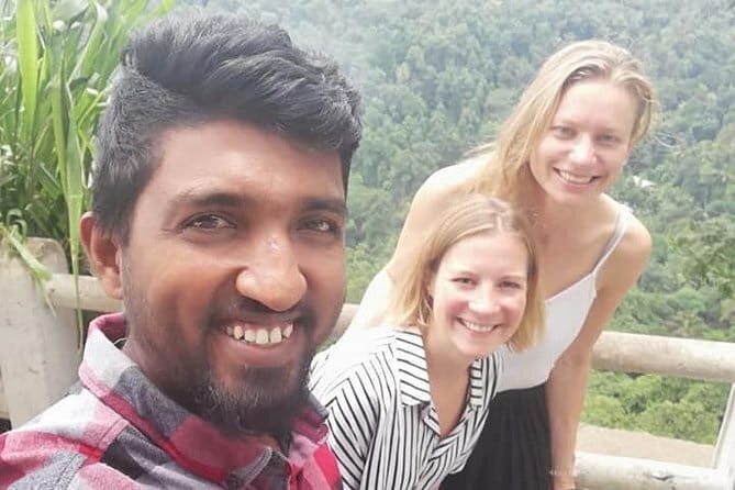 Sri Lanka Driver's and Guide with Luxury Cars - Personal Service, With a Few Limits