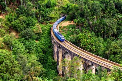 Sri Lanka Private 2-day Tour: Train Trip, Kandy, Nuwara Eliya