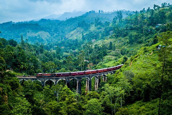 Tailor-made Multi-day Private Tour Packages in Sri Lanka - Day 6: From hill country to Sri Lanka’s southern beaches