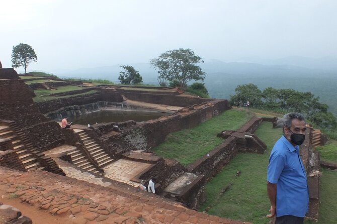 Throughout the Pearl Island in 14 Days - Day 9: Little Adam’s Peak and Yala after dark