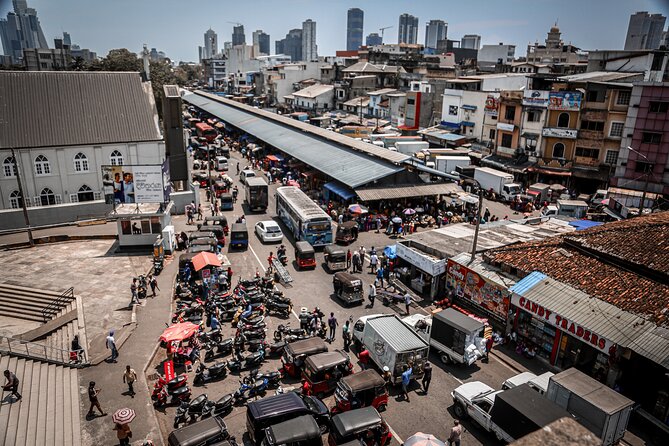 Tuk It Easy Colombo - Guides who add meaning to the ride