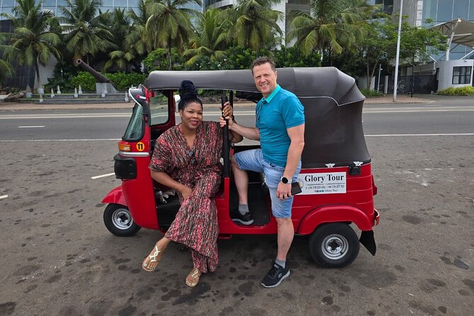 Tuk Tuk safari capital Colombo (Food and Entry Fees) Including - Gangaramaya Temple: the tour’s longest cultural stop
