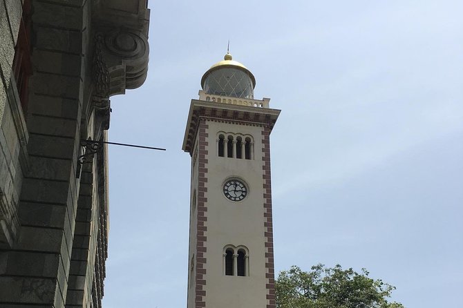 Tuk Tuk Tours From Colombo Port Passenger Dock Shore Excursions. - Two very different Colombo temples