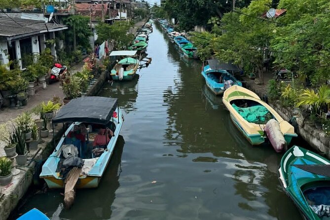 Visit Negombo by Scooty - All Inclusive - Starting at the Negombo Fish Market